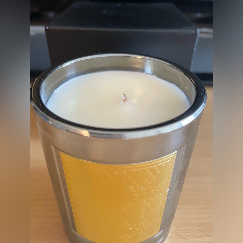 NIB Dublin Luxury Scented Limited Editon Candle - Picture 9 of 12